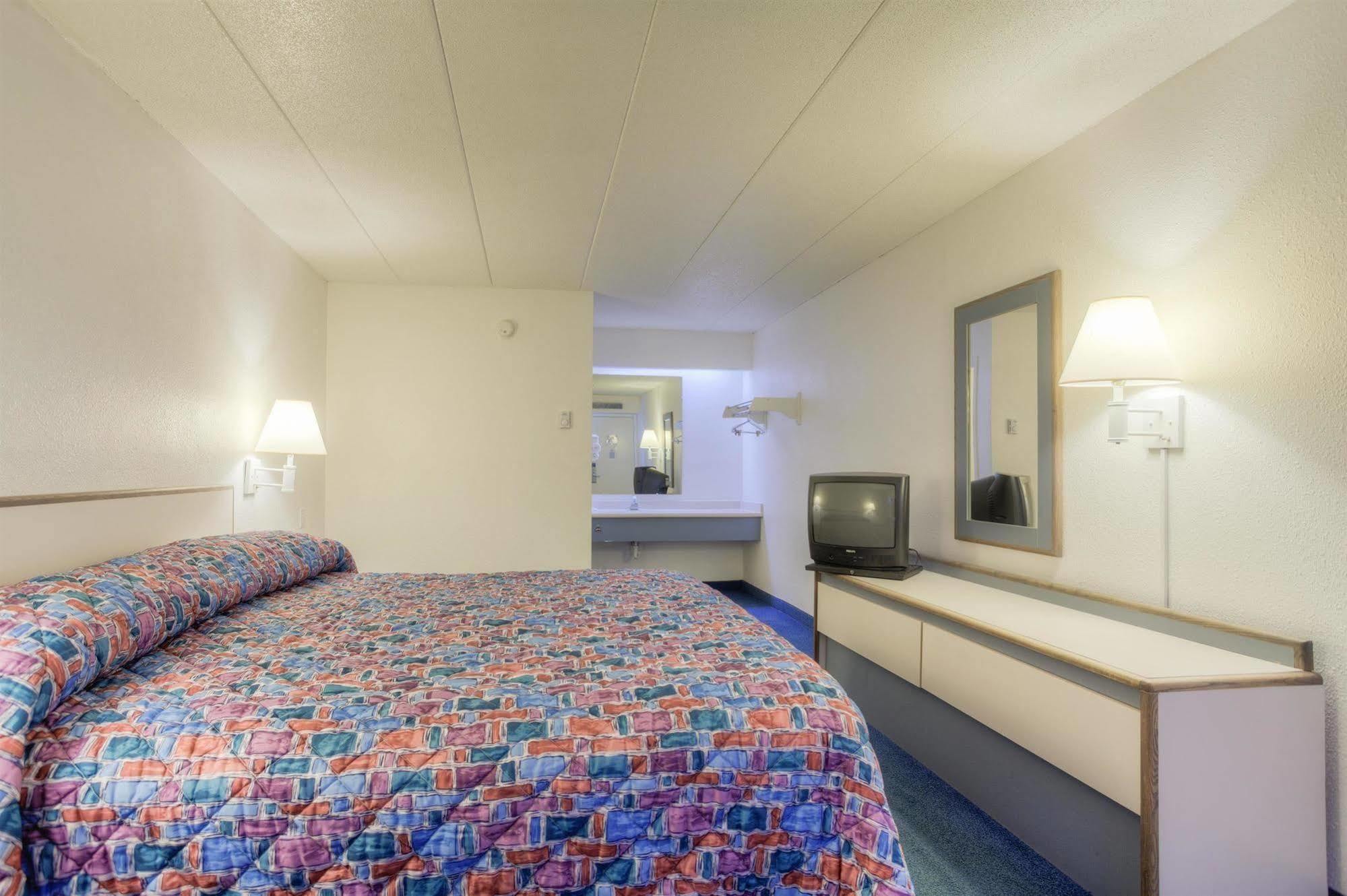 Motel 6-Knoxville, Tn - North Экстерьер фото